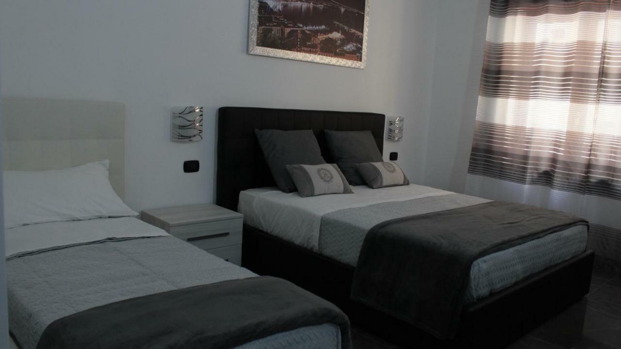 B&B Napoli La Perla Exterior photo